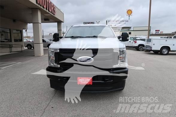 Ford F250 SD Строительная техника - Другие