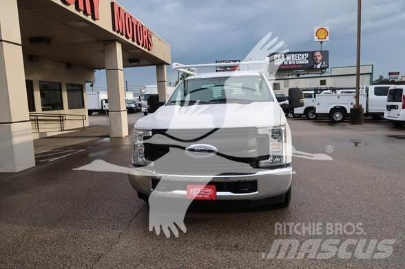 Ford F250 SD Строительная техника - Другие