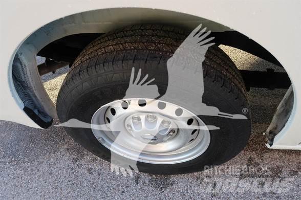 Nissan NV1500 Строительная техника - Другие