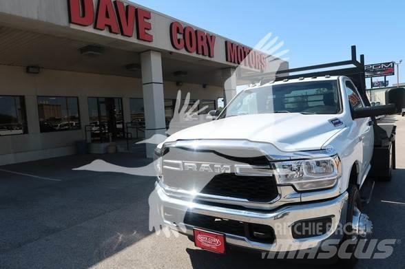 RAM 3500 HD Грузовики-платформы/боковая разгрузка