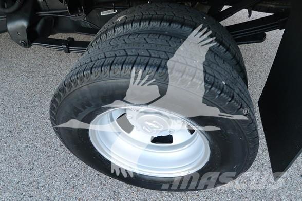 RAM 3500 HD Грузовики-платформы/боковая разгрузка