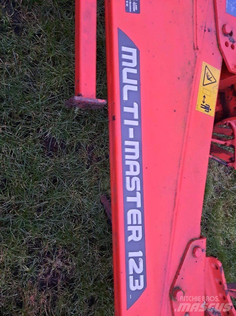 Kuhn MM1235T8010 Строительные плуги