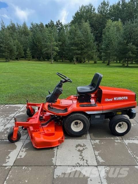 Kubota F 1900 Самоходные газонокосилки