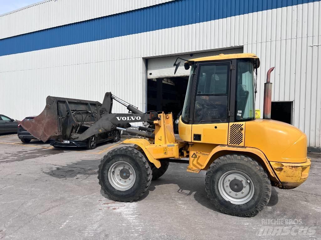 Volvo L 30 B Фронтальные погрузчики