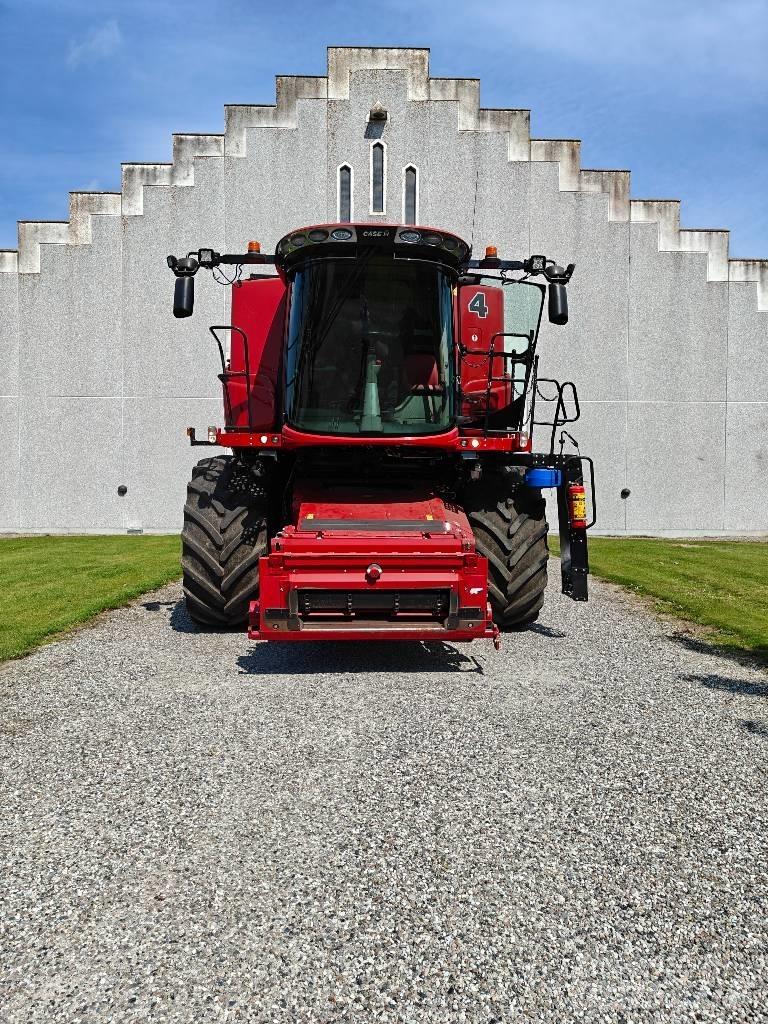 Case IH 9250 Зерноуборочные комбайны