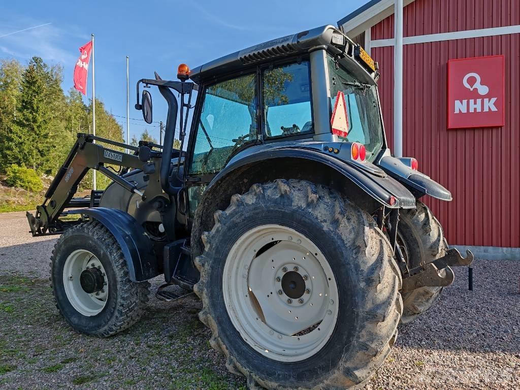 Valtra M 130 Трактора