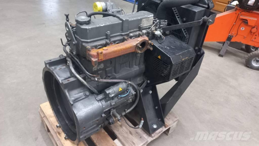 Mitsubishi S4S Двигатели