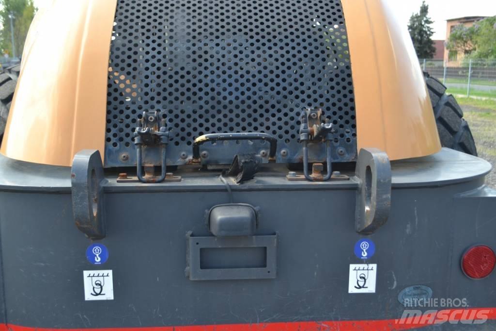 CASE 1110 EX-D Грунтовые катки