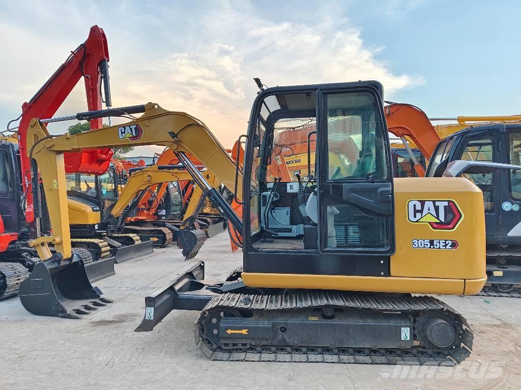 CAT 305.5 Мини-экскаваторы
