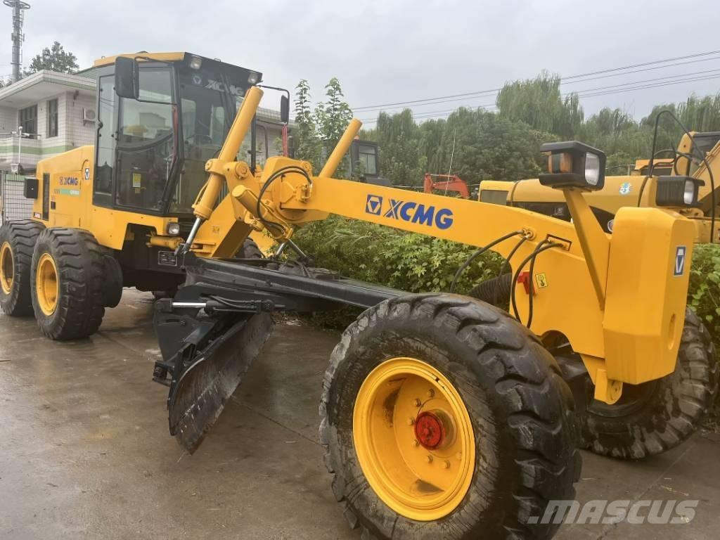 XCMG GR 180 Грейдеры