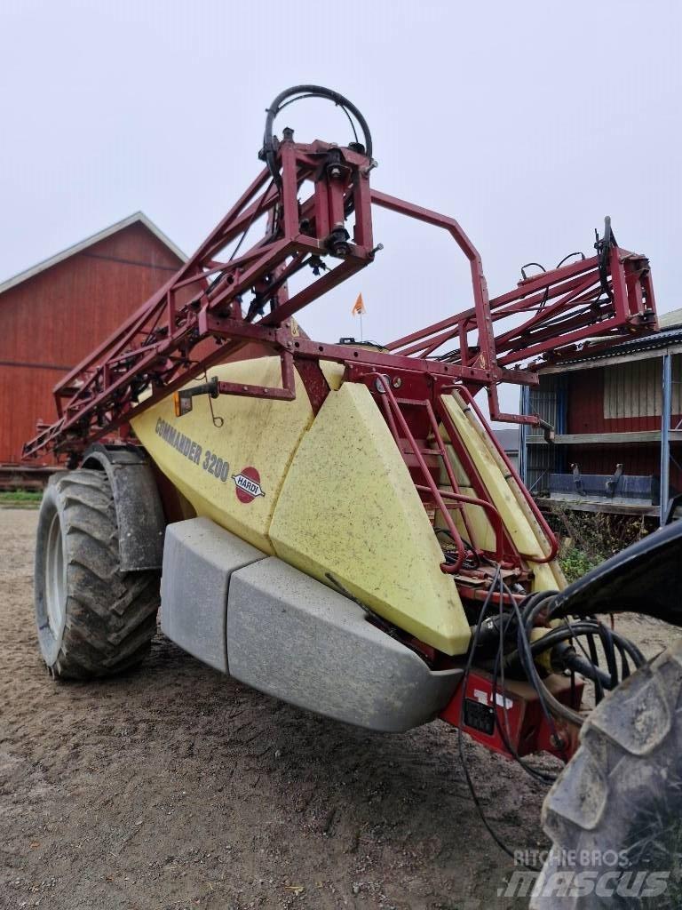 Hardi Commander 3200 Прицепные опрыскиватели