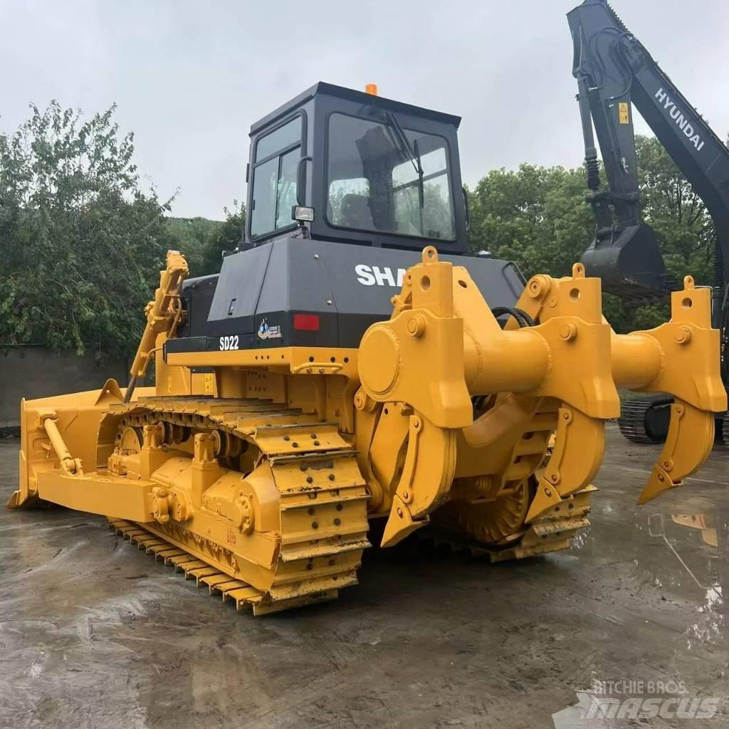 Shantui SD22 Гусеничные бульдозеры