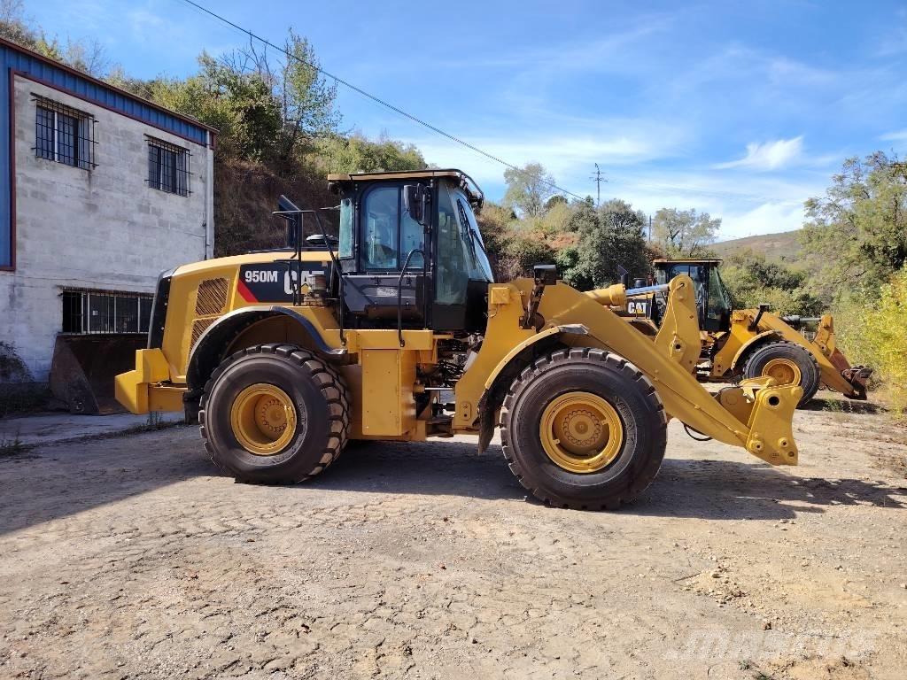 CAT 950 M Фронтальные погрузчики