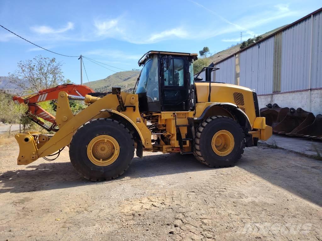 CAT 950 M Фронтальные погрузчики