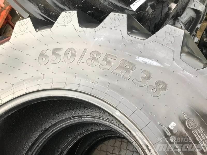 BKT 650/85R38 Шины и колёса