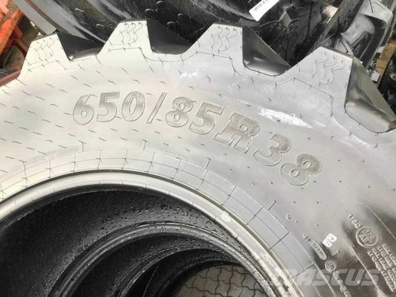 BKT 650/85R38 Шины и колёса