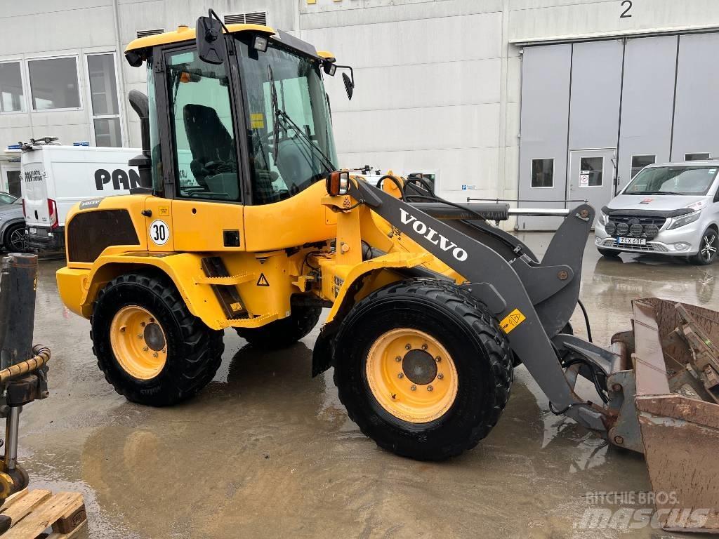 Volvo L 35 G Фронтальные погрузчики