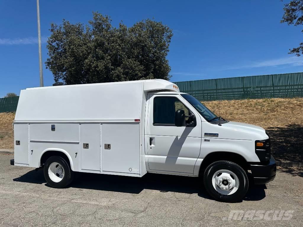 Ford Econoline E-350 Бортовые фургоны