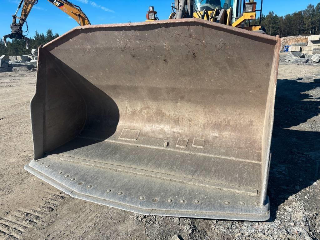 Volvo L 180 G Фронтальные погрузчики