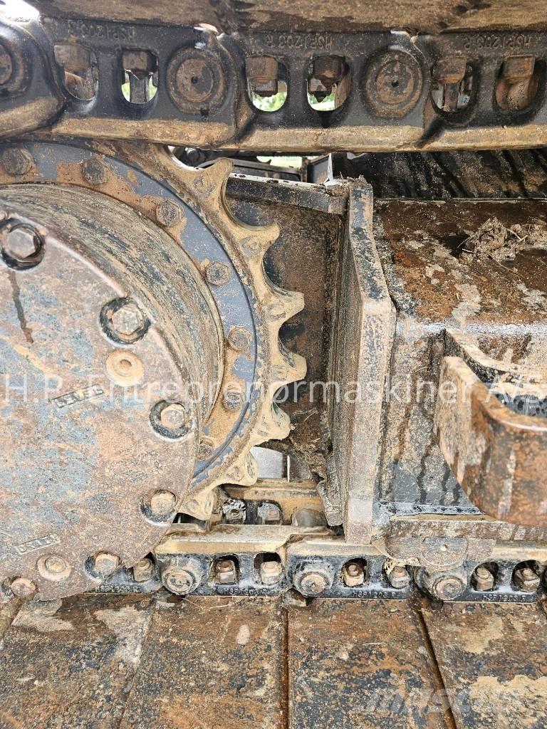 Hitachi ZX 135 US-7 Гусеничные экскаваторы