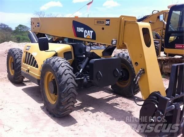 CAT TL943 (M51936) Телескопические погрузчики