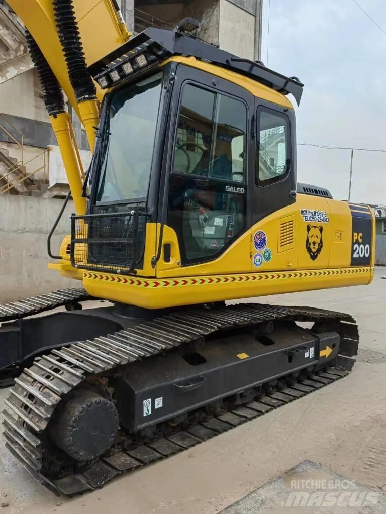 Komatsu PC 200-7L Гусеничные экскаваторы