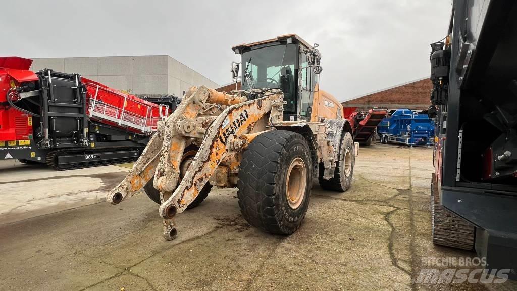 Hyundai HL 960 Фронтальные погрузчики