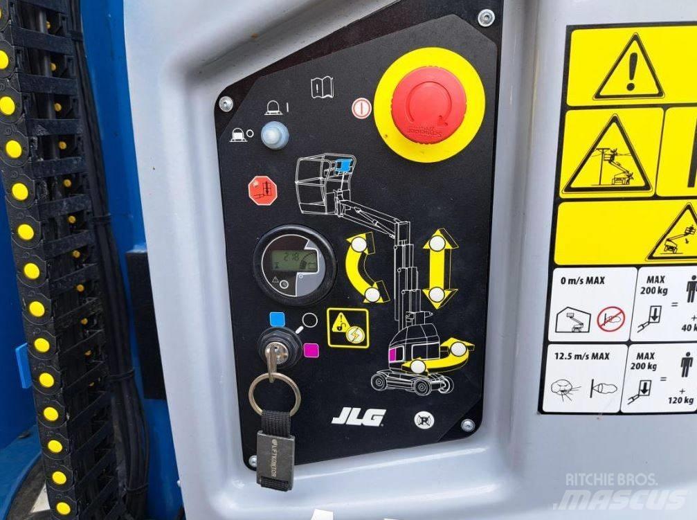 JLG Toucan 8 E-L Вертикальные мачтовые подъемники