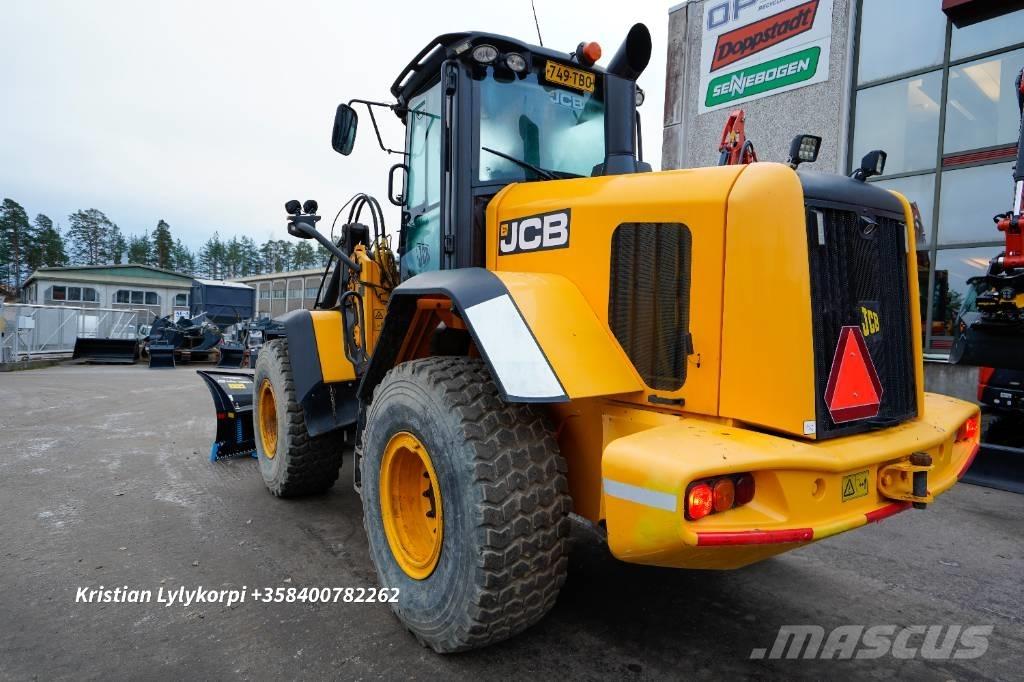 JCB 437HT Фронтальные погрузчики
