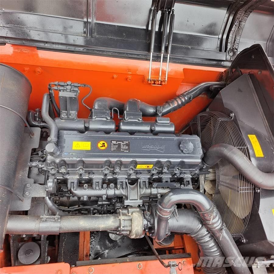 Doosan DX 340 LC Гусеничные экскаваторы