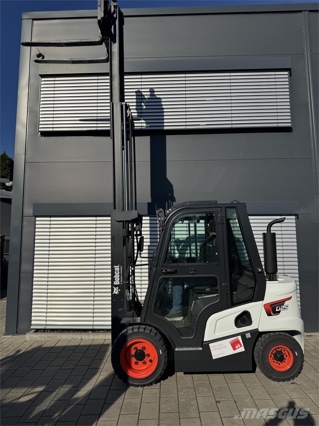 Bobcat D25NXS Дизельные погрузчики