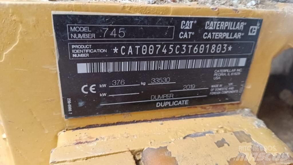 CAT 745 Шарнирно-сочленённые самосвалы