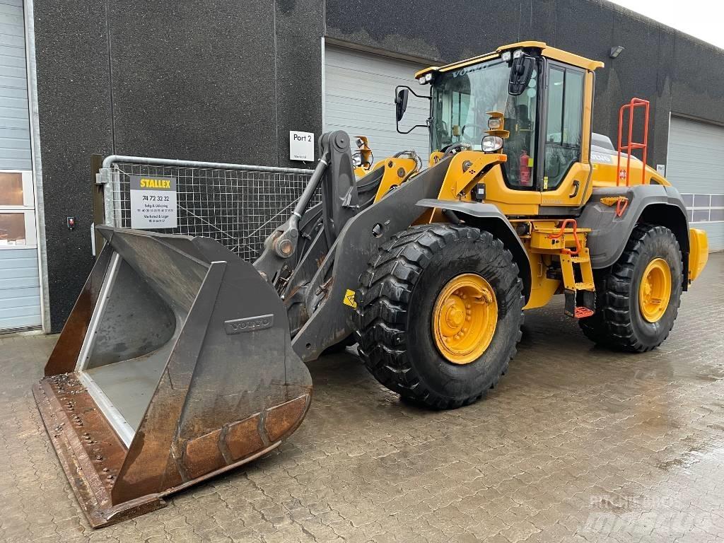 Volvo L110H Фронтальные погрузчики