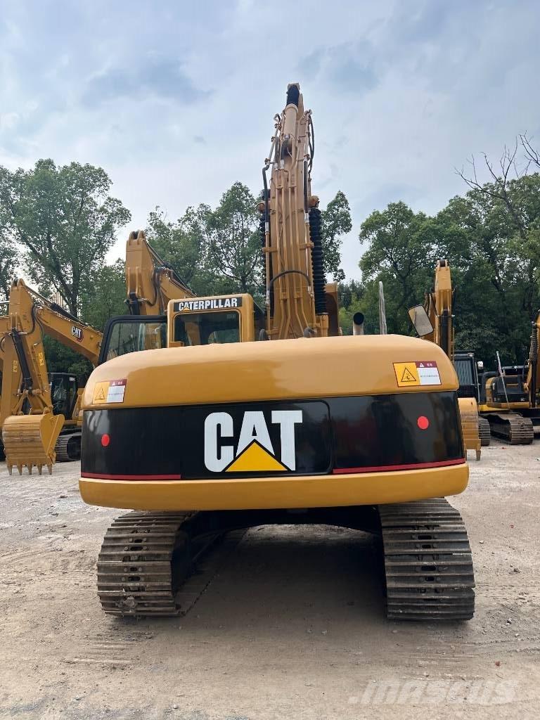 CAT 320C Гусеничные экскаваторы