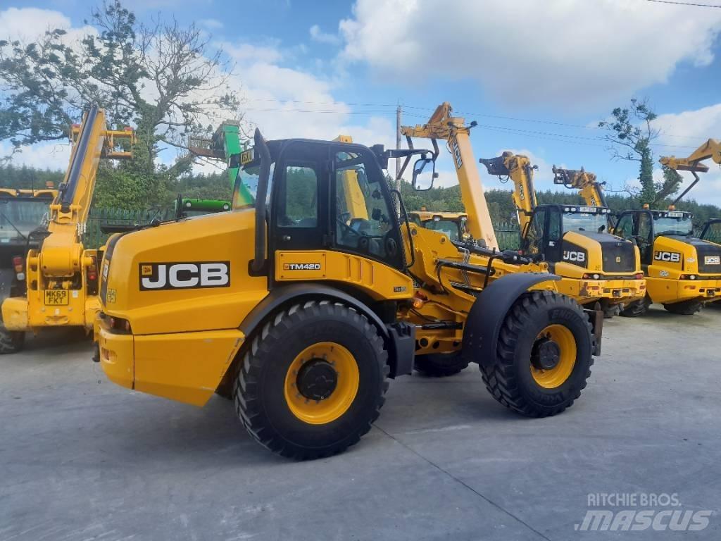 JCB TM420 Сельскохозяйственные телескопические погрузчики