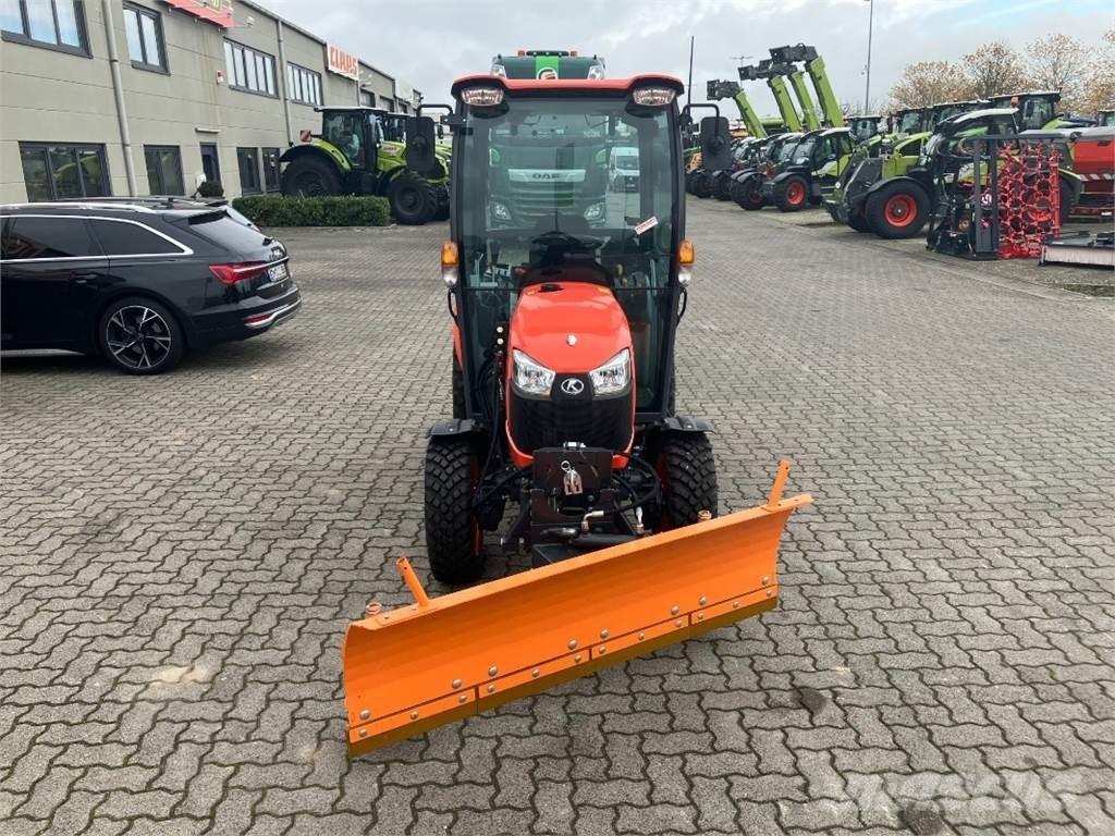 Kubota B2231 %SALE!% Коммунальные тракторы