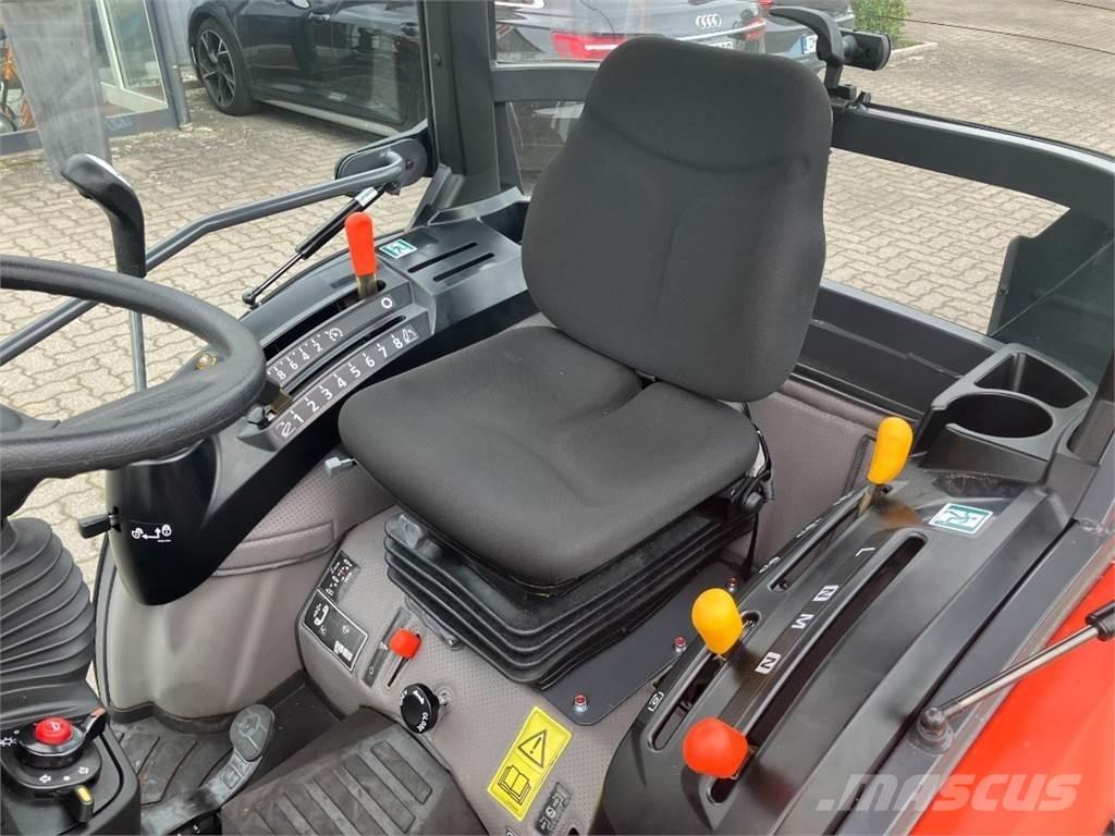 Kubota B2231 %SALE!% Коммунальные тракторы