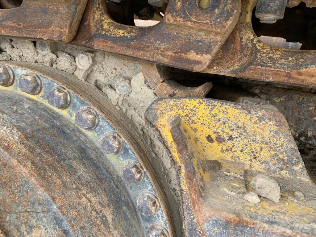 Komatsu D 61 PX-23 Гусеничные бульдозеры