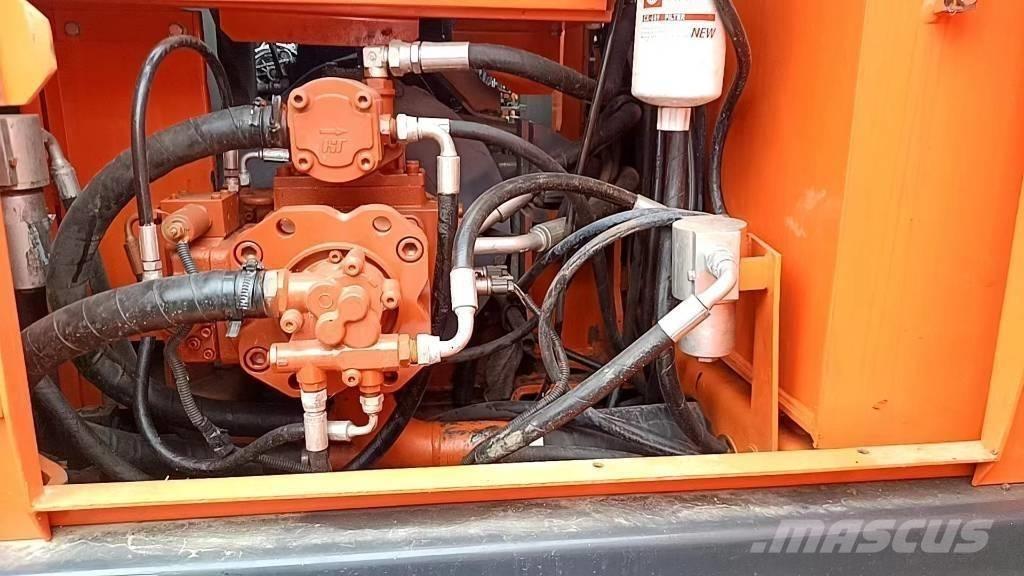 Doosan 150 W Колёсные экскаваторы