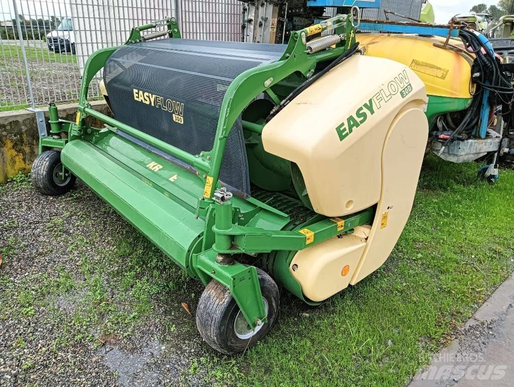Krone Easy Flow 300 Самоходные кормоуборочные комбайны