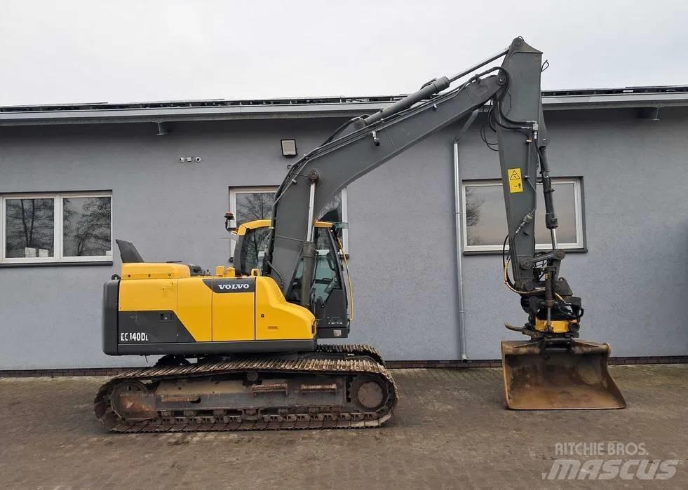 Volvo EC 140 DL Гусеничные экскаваторы