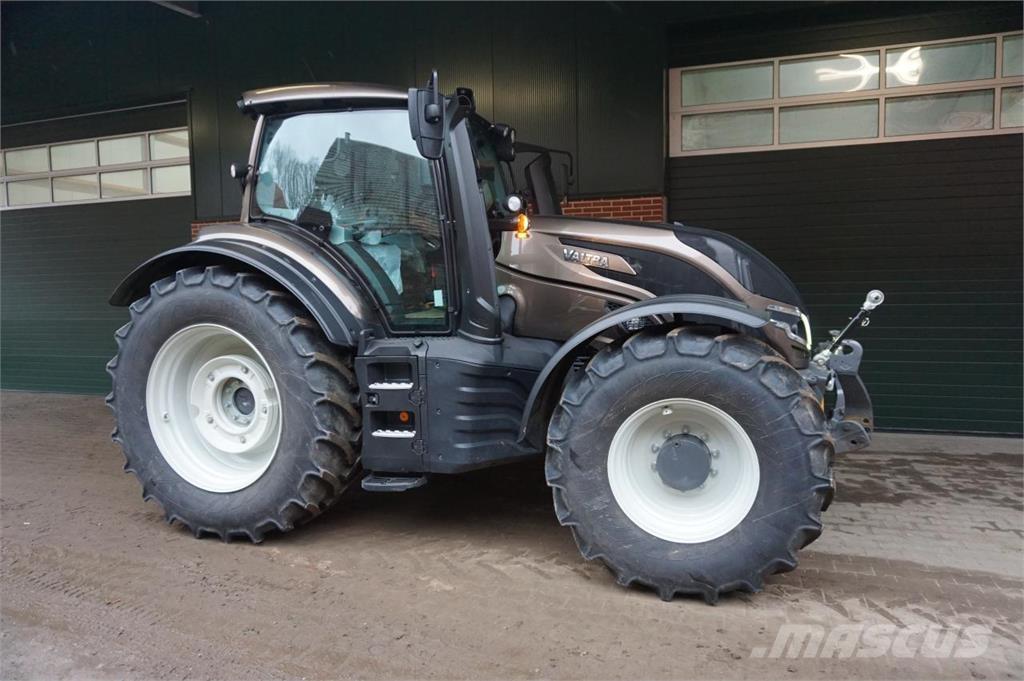 Valtra T175 Active Трактора