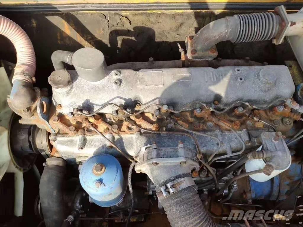 Hyundai 210-5 Гусеничные экскаваторы