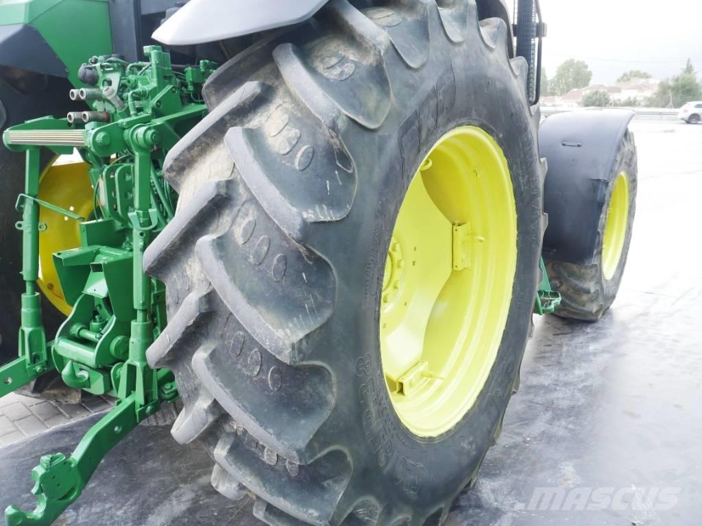 John Deere 6800 Трактора