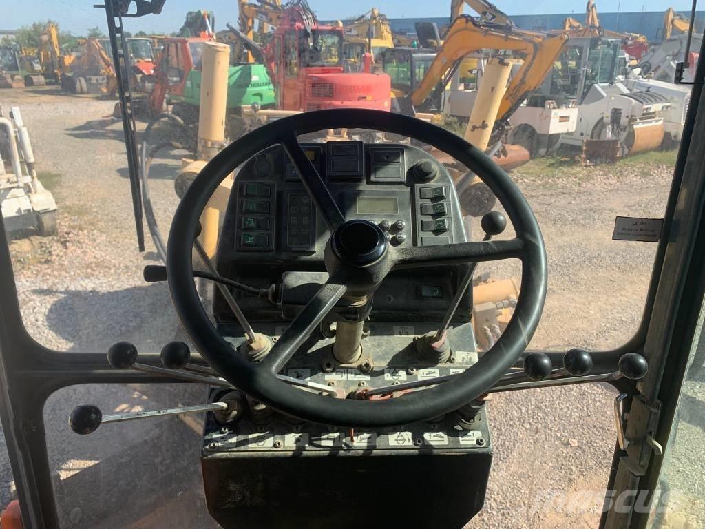 HBM-Nobas BG190T-3 Грейдеры