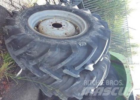  Pneu 16.9R30 Шины и колёса
