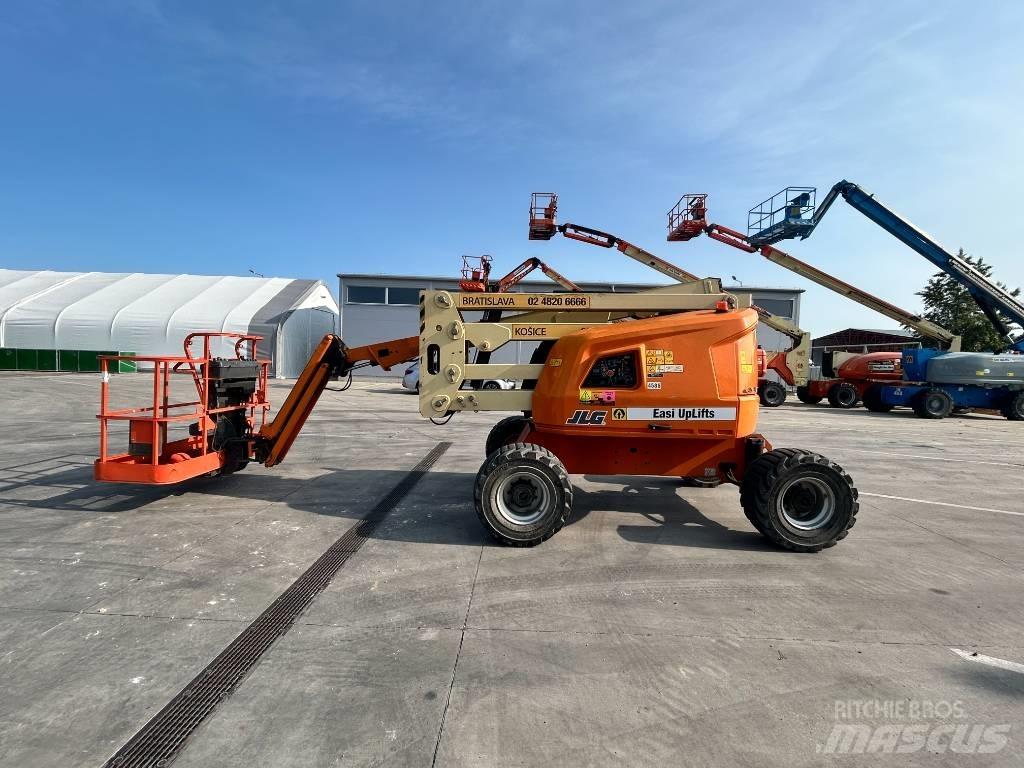 JLG 450 AJ Коленчатые подъемники