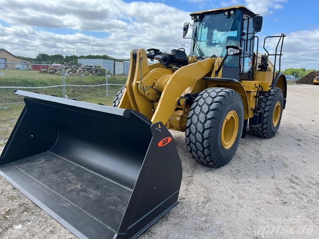 CAT 950 GC Фронтальные погрузчики