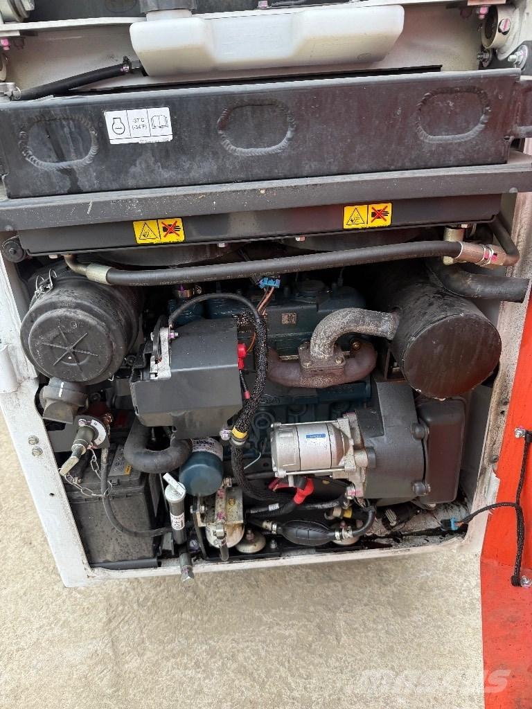 Bobcat S70 Мини-погрузчики