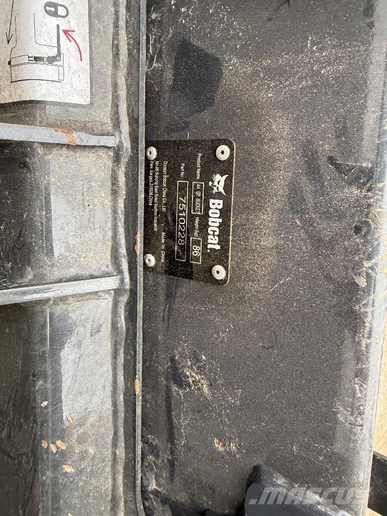 Bobcat S70 Мини-погрузчики